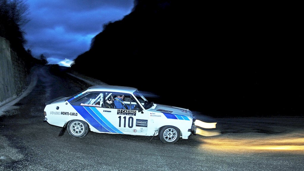 Henrik Bjerregaard og Mirek Svec var imellem de først startende, og kørte første etape i mørke
(Foto: rallypics.dk)
